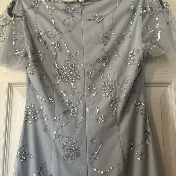 Papell studio by Adrianna Papell beaded dress size 6 , light blue - Picture 6 of 10